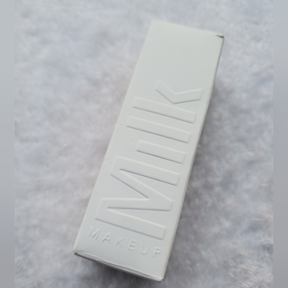 Milk Makeup Flex Foundation Stick in Espresso NEW - Picture 4 of 10